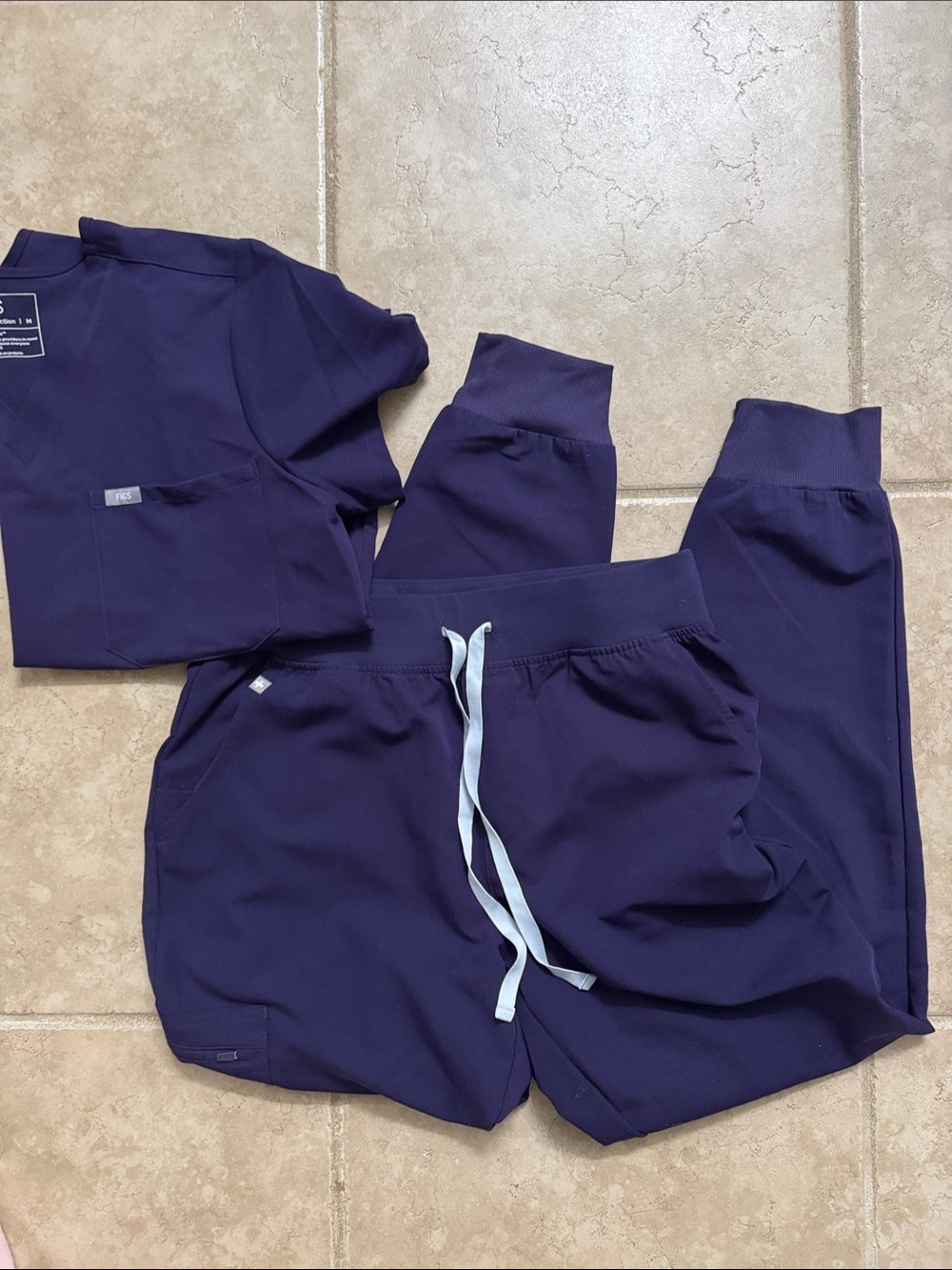 Women’s FIGS jogger pants and top
